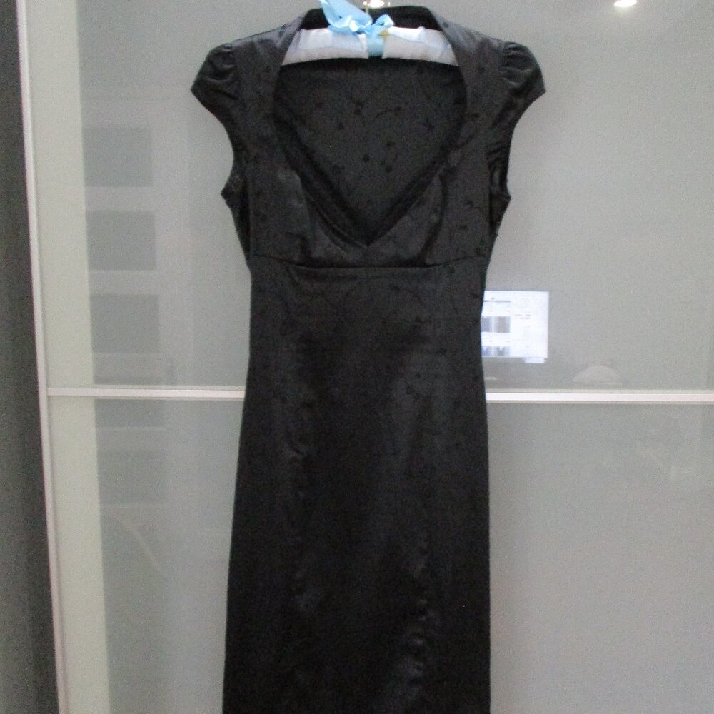 Y2K Miss Sixty Black V-Neck Cap Sleeve Pencil Midi Dress Empire Waist